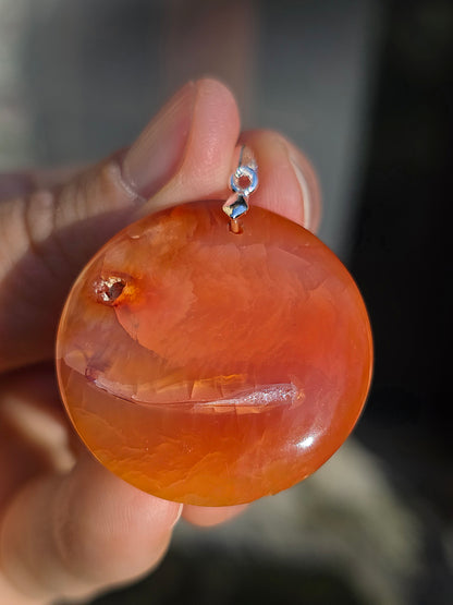 Pendentif rond en Cornaline (à choisir)