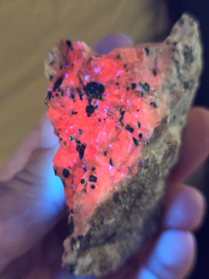 Willemite, Calcite et Franklinite n°8