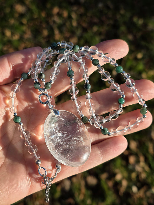 Collier Mala "Emeraude solaire"