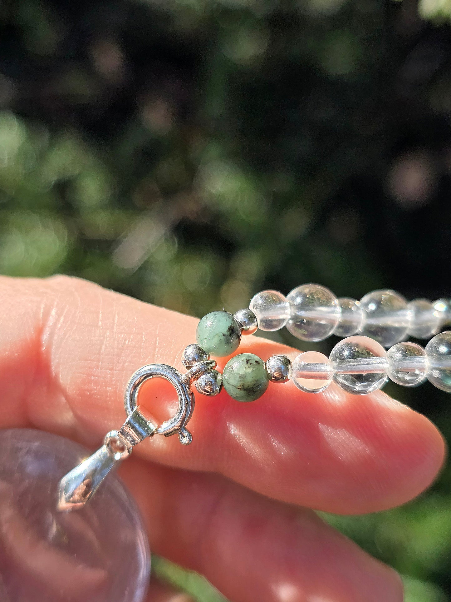 Collier Mala "Emeraude solaire"