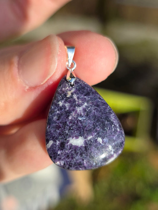 Pendentif en Lépidolite (à choisir)