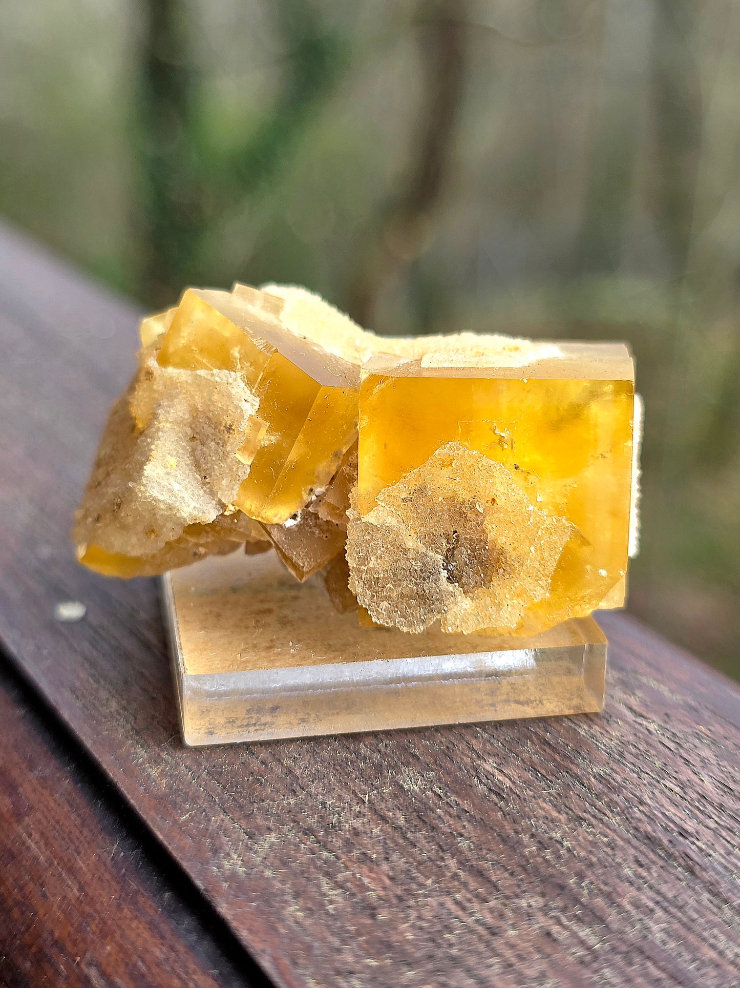 Fluorite jaune du Tarn n°3