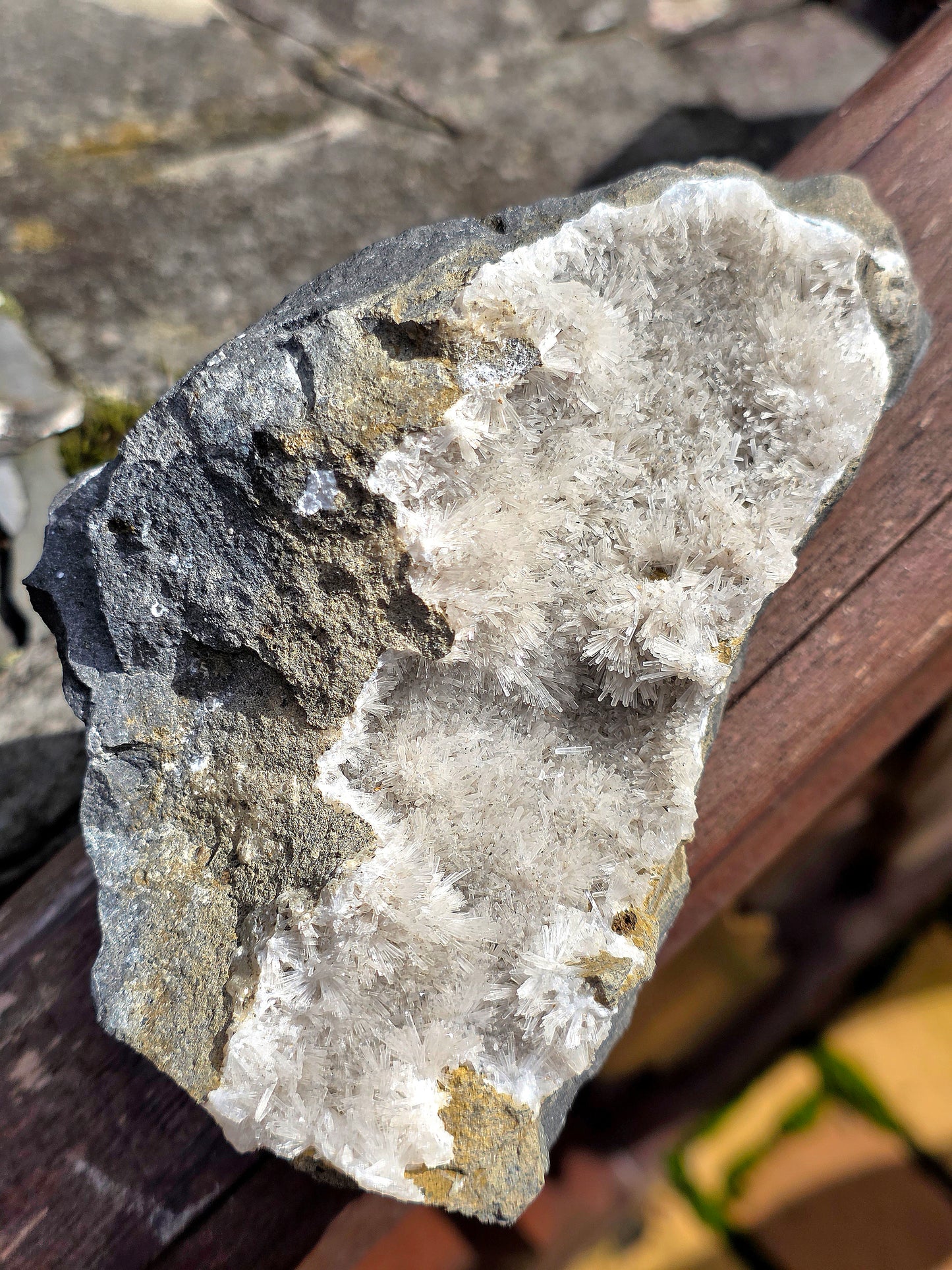 Natrolite brute française