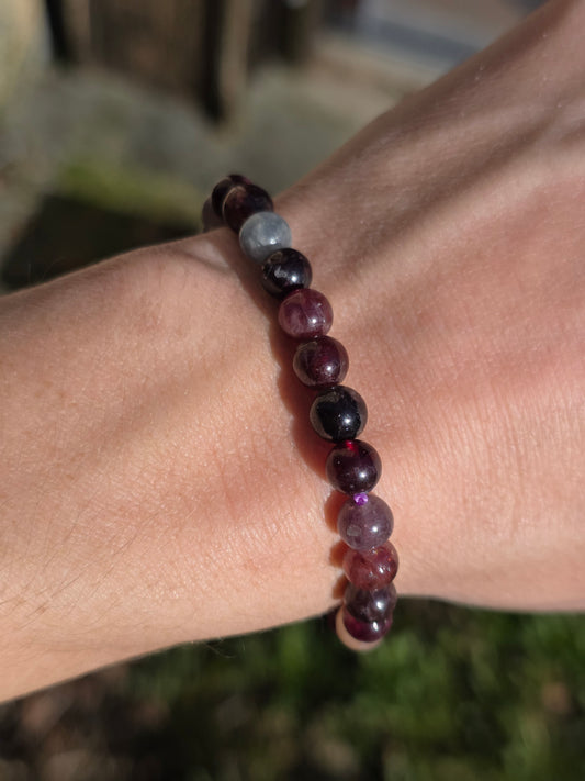 bracelet rare en Spinelle rouge du Sri Lanka