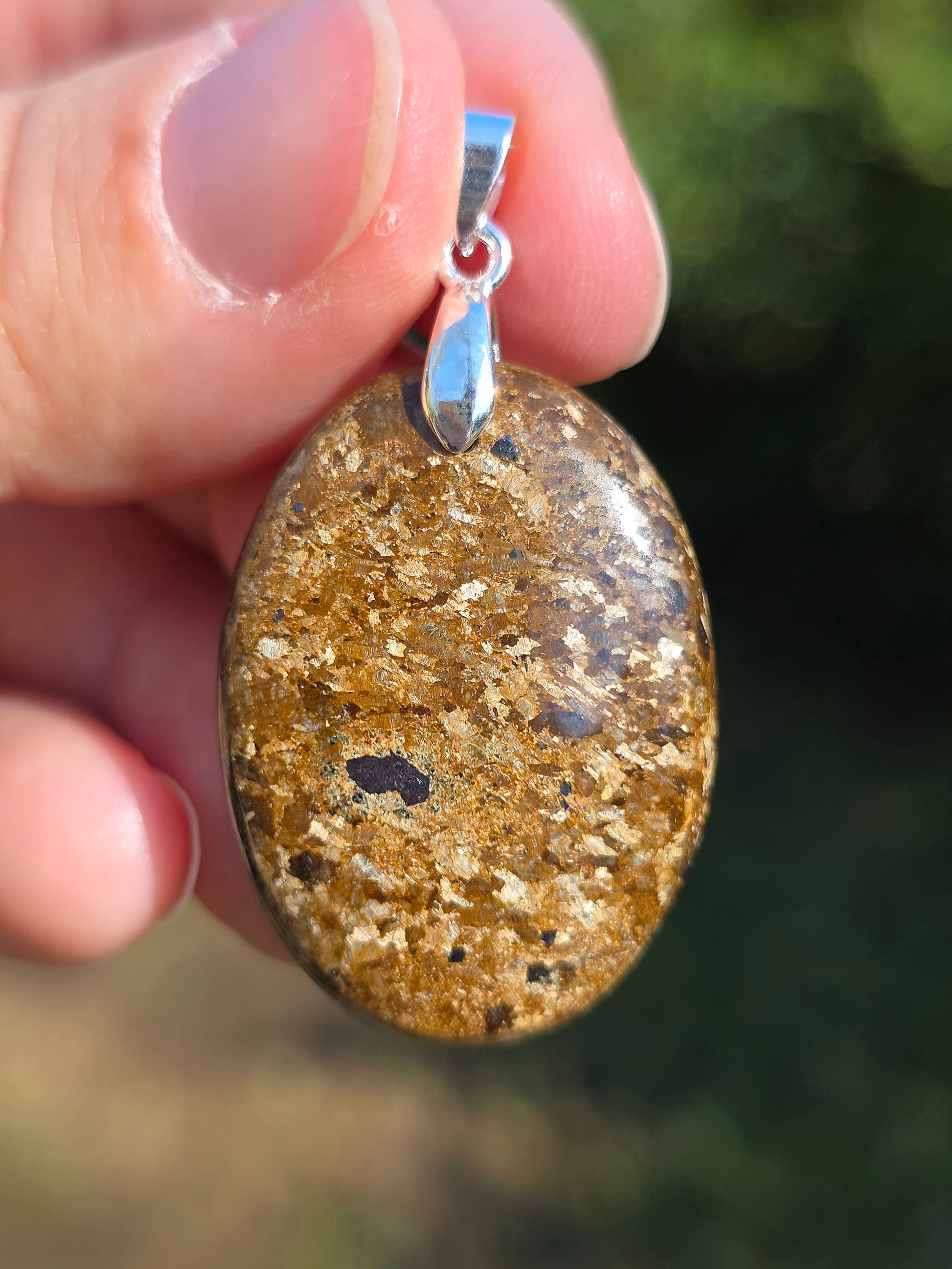 pendentif en Bronzite