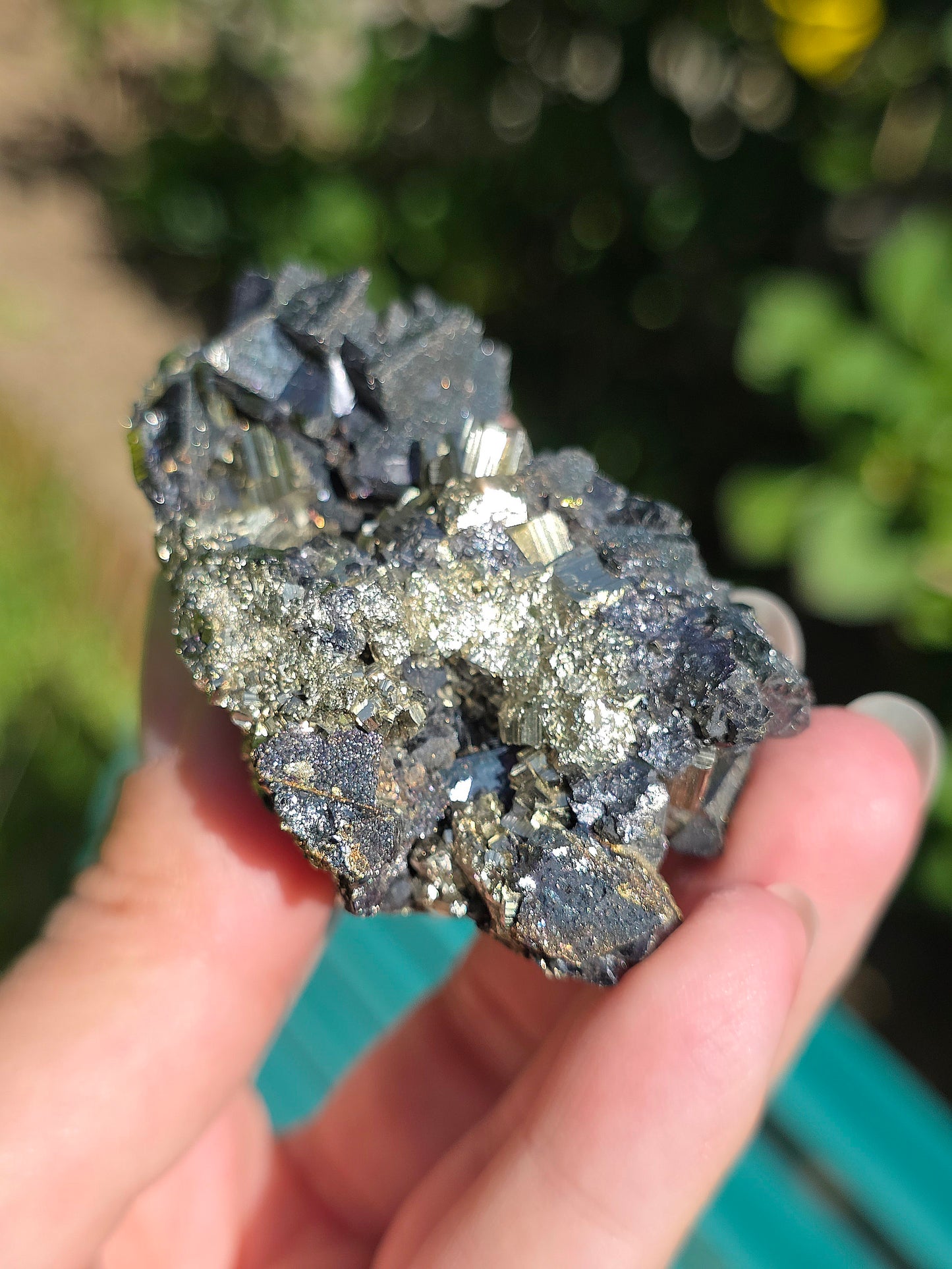 Tétraédrite sur Pyrite brute du Pérou