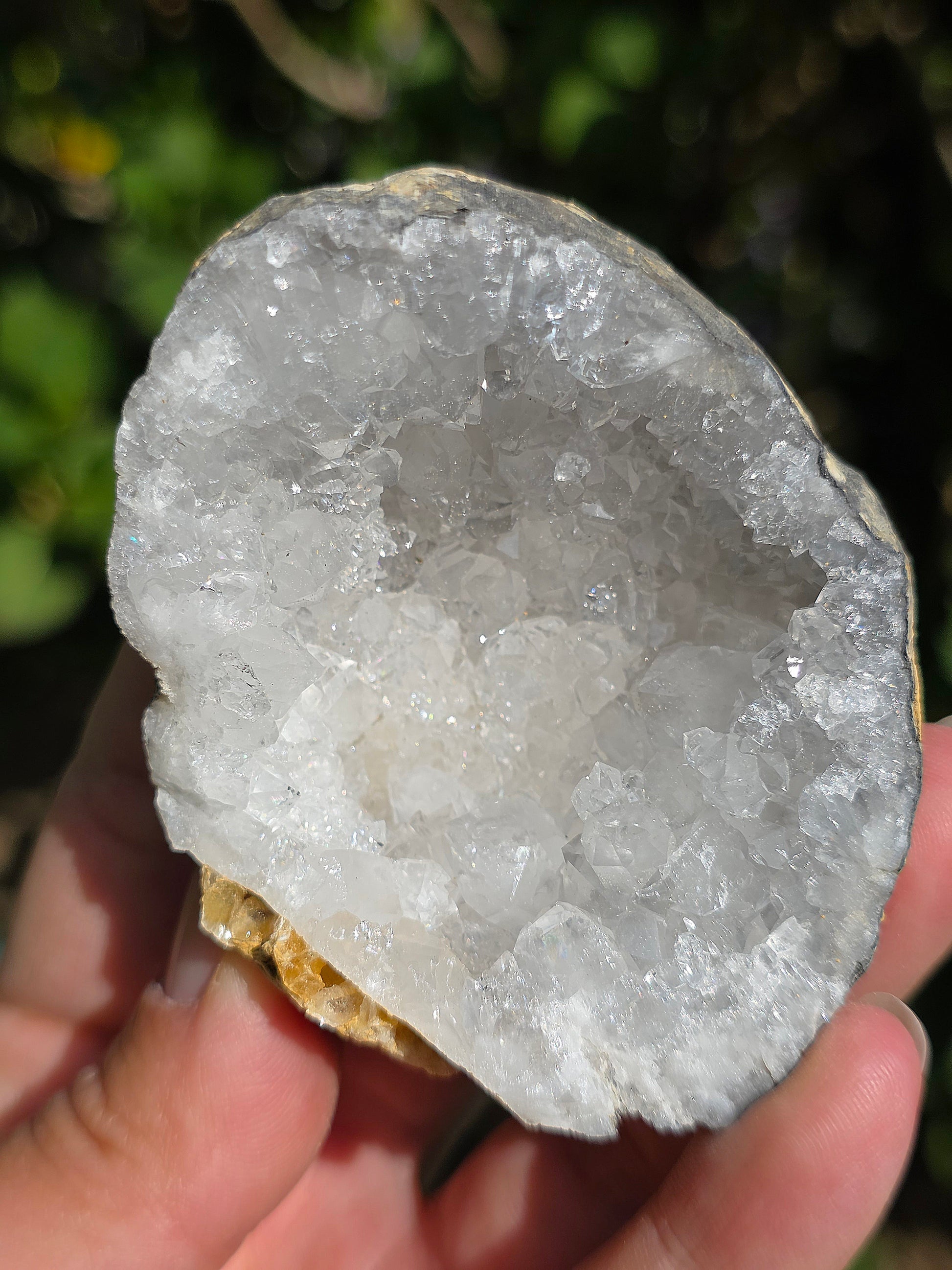 Géode de Quartz entière du Maroc
