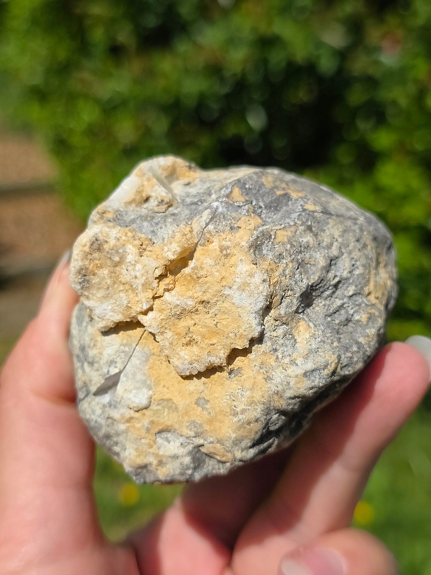 Géode de Quartz entière du Maroc