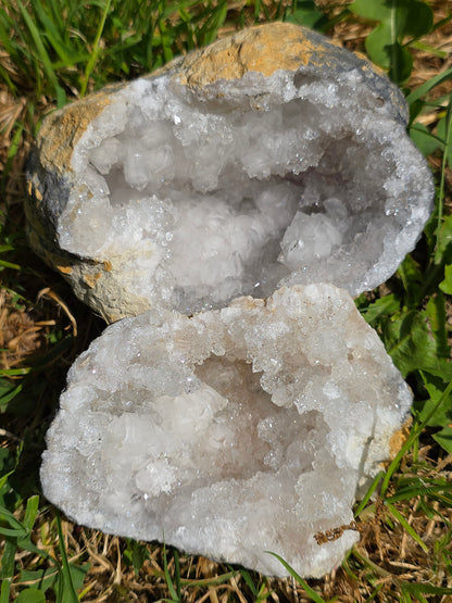 Géode entière de Quartz du Maroc