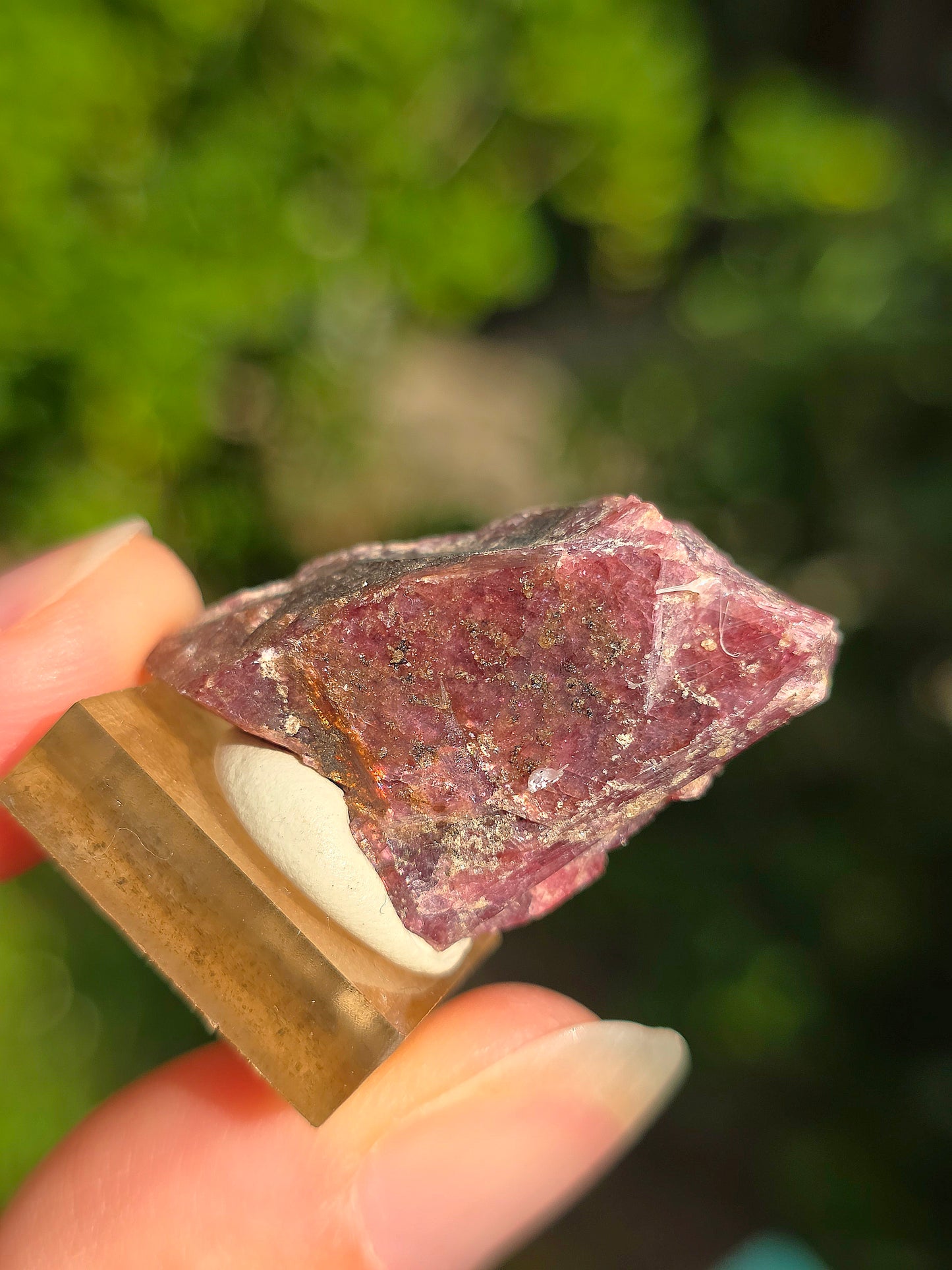 Rhodonite rouge brute