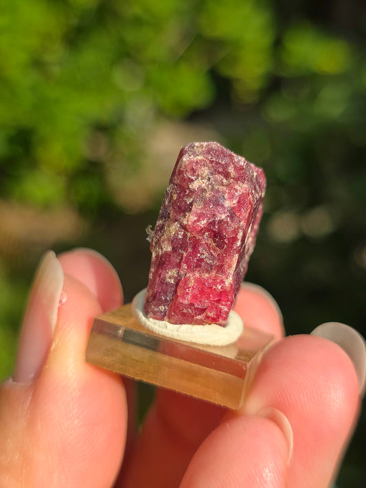 Rhodonite rouge brute