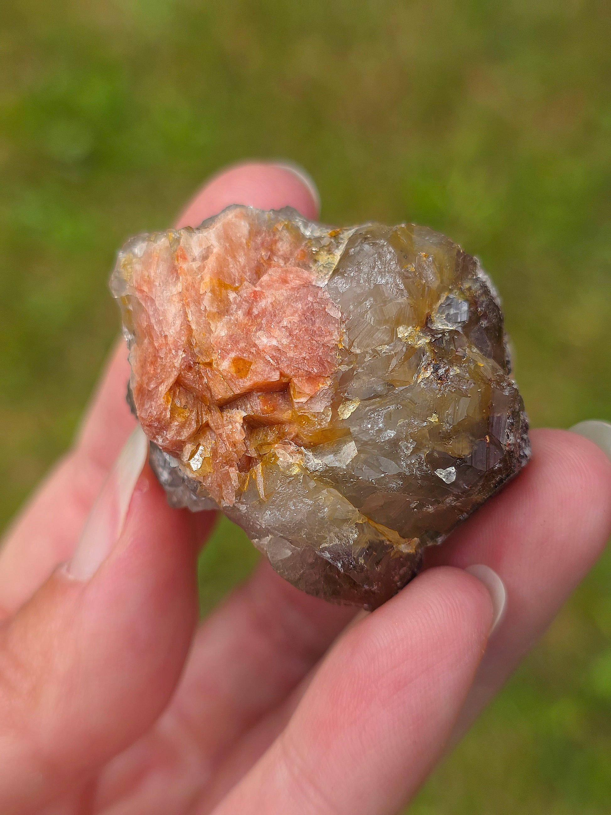 Quartz hématoïde brut du Maroc