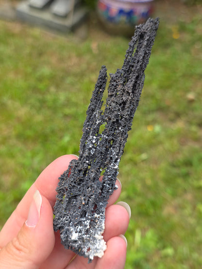Goethite "dentelle" avec inclusions de Vanadinite