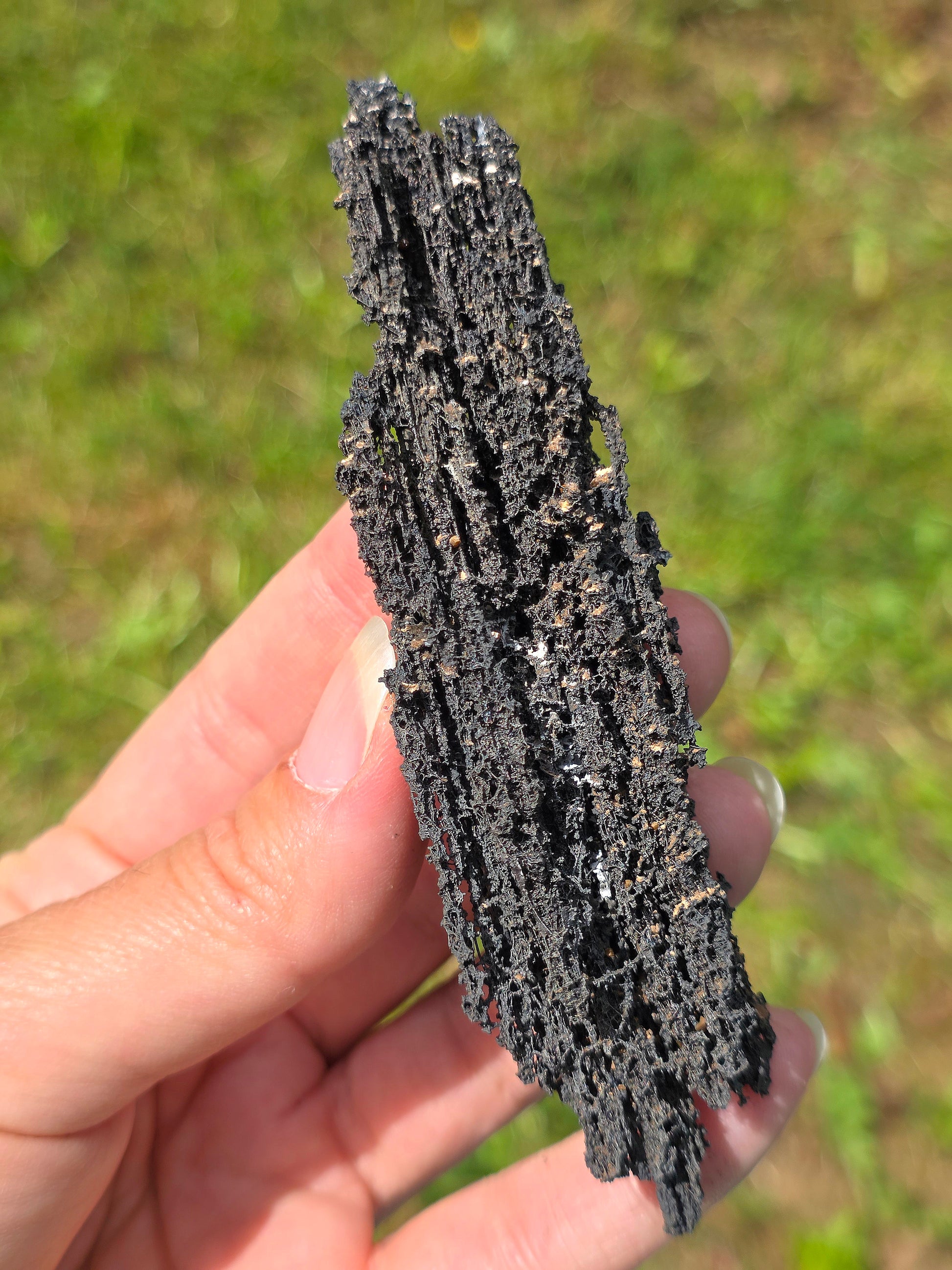 Goethite dentelle avec Vanadinite du Maroc
