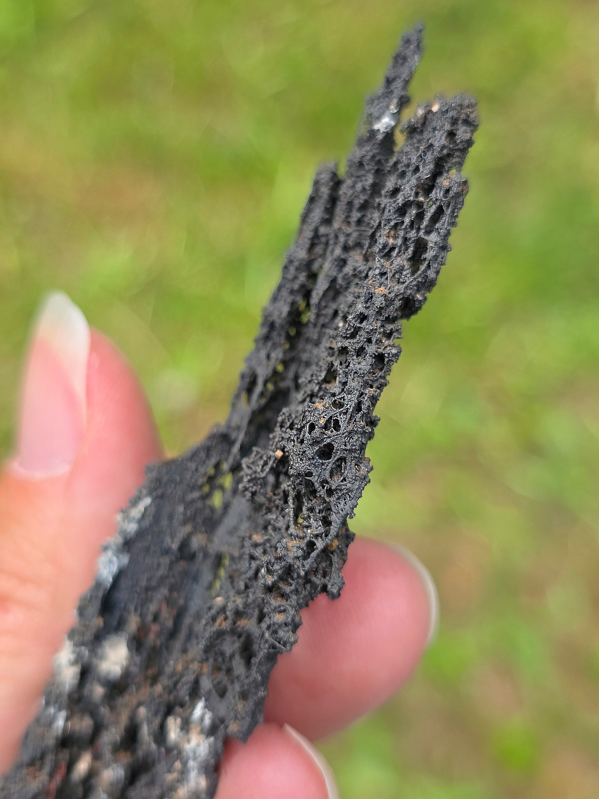 Goethite dentelle avec Vanadinite Maroc