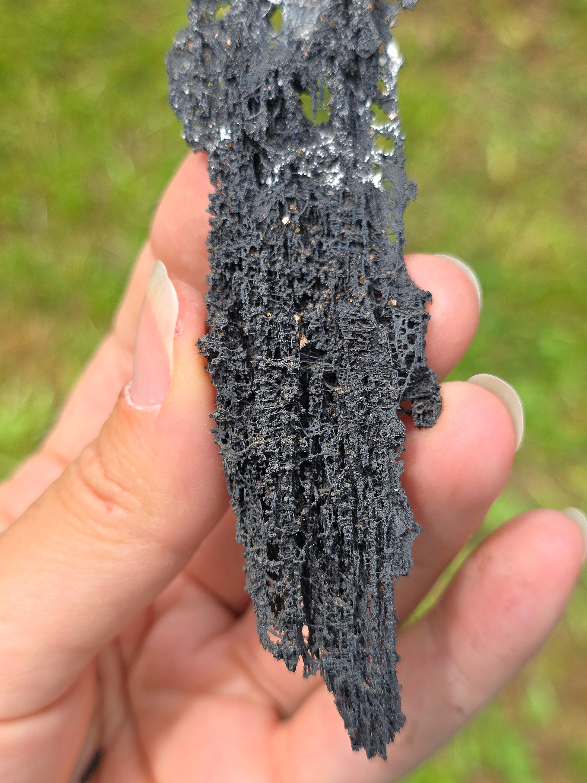Goethite dentelle avec Vanadinite du Maroc