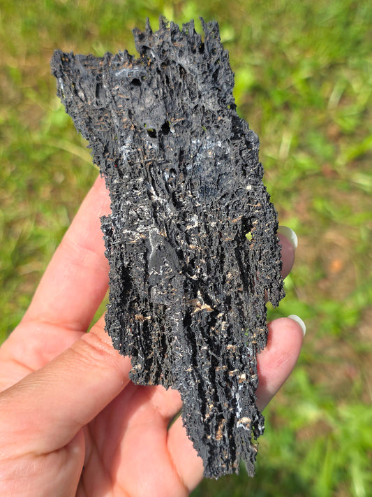 Goethite dentelle du Maroc avec Vanadinite