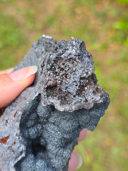 Goethite velours marron et botryoïdale du Tarn