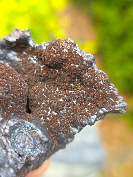 Goethite velours marron brute atypique du Tarn