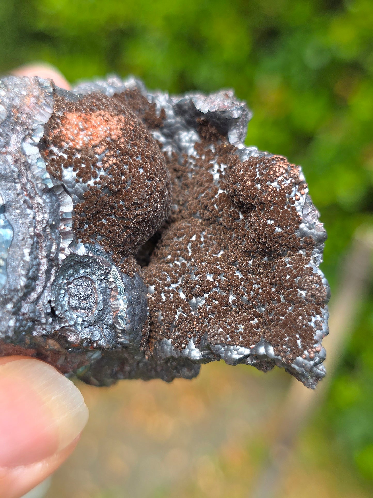 Goethite velours marron brute atypique du Tarn