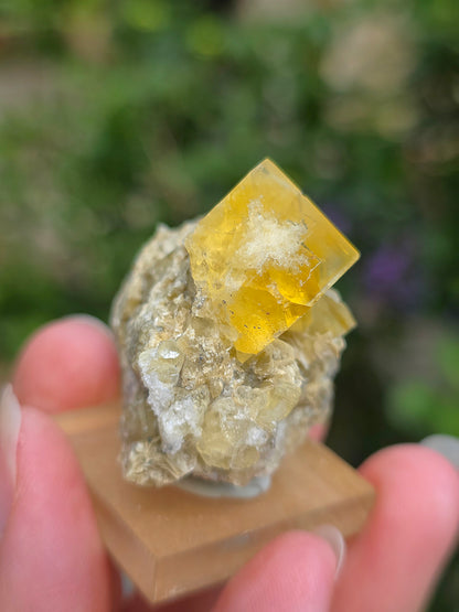  Fluorite jaune brute du Tarn