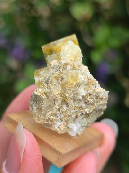  Fluorite jaune brute du Tarn