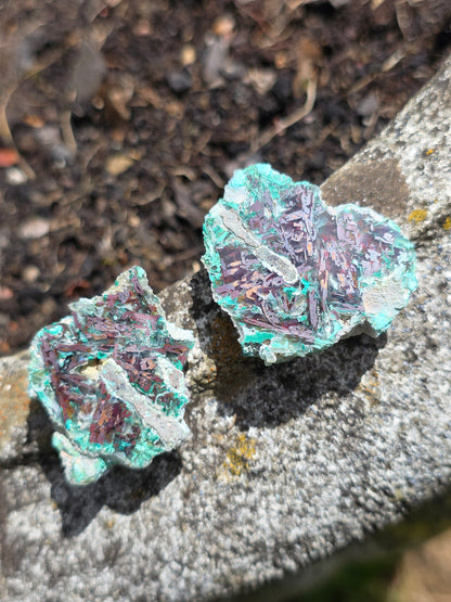 Calcédoine, Chrysocolle et Cuprite d'Indonésie