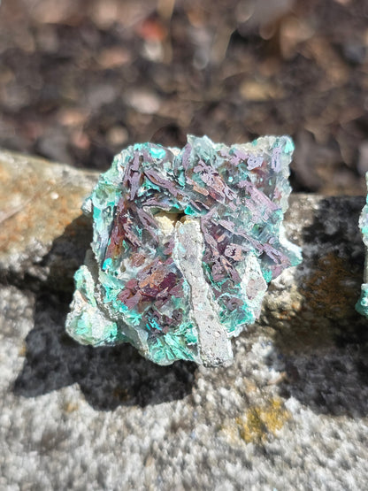 Calcédoine, Chrysocolle et Cuprite d'Indonésie