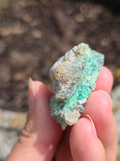 Calcédoine, Chrysocolle et Cuprite d'Indonésie