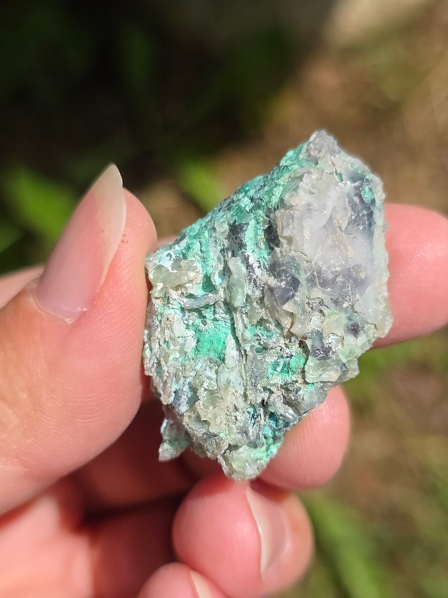 Calcédoine, Chrysocolle et Cuprite d'Indonésie