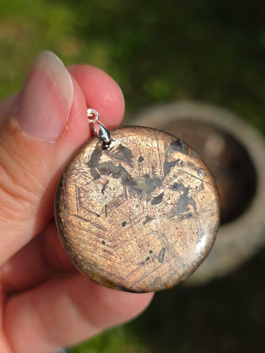pendentif en Saphir brun doré de Thaïlande