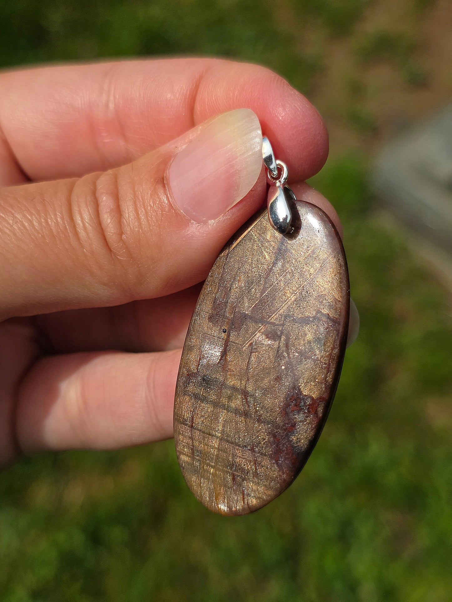 pendentif en Saphir brun doré de Thaïlande