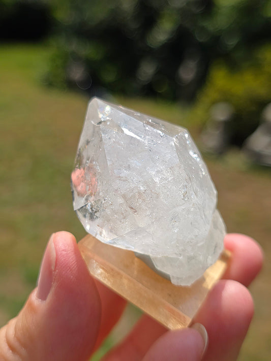 Quartz avec arcs-en-ciel du Maroc