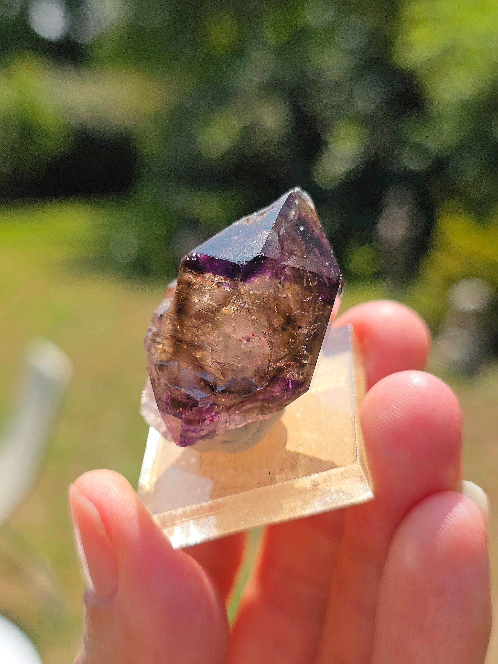 Quartz Shangaan brut sur socle