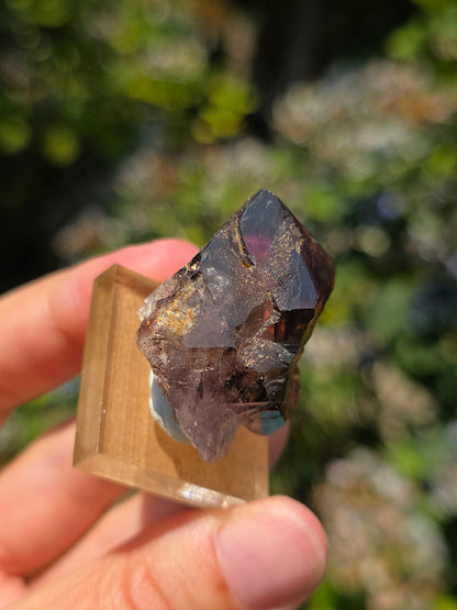 Quartz Shangaan brut sur socle