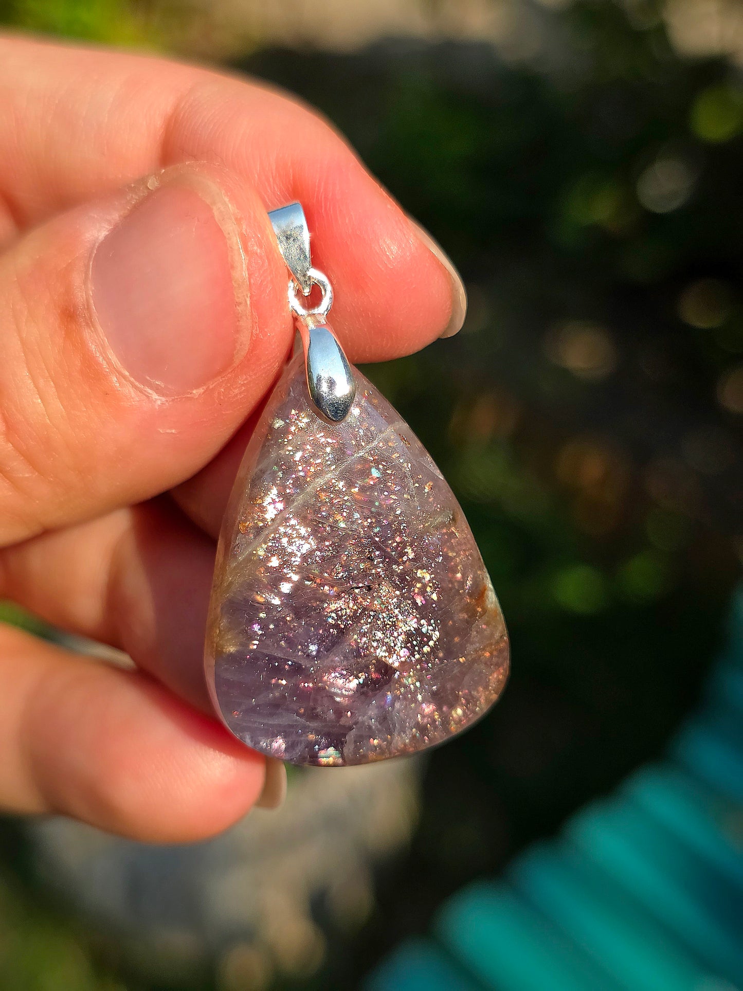 Magnifique pendentif en Iolite