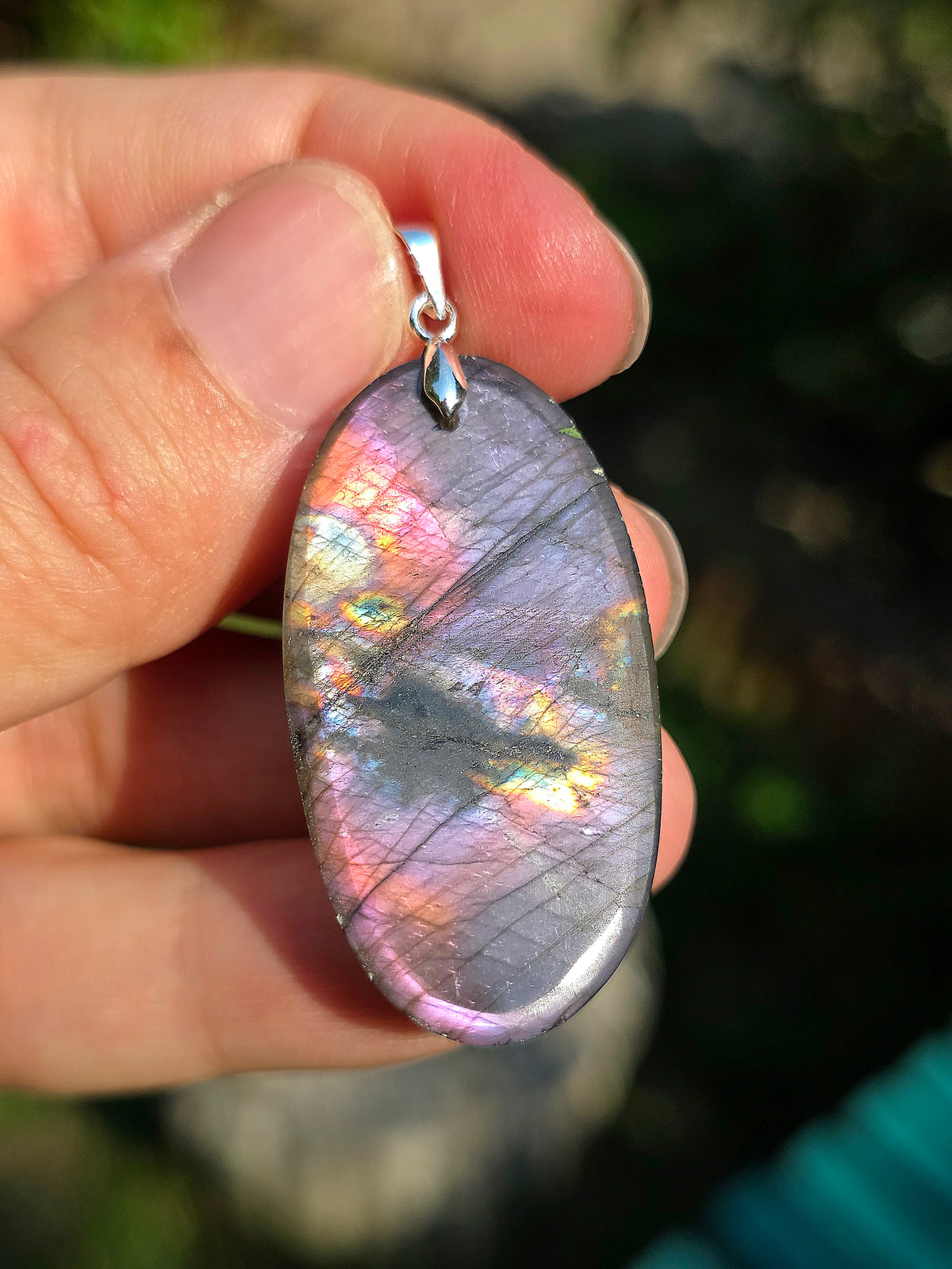 Sublime pendentif en Labradorite Spectrolite