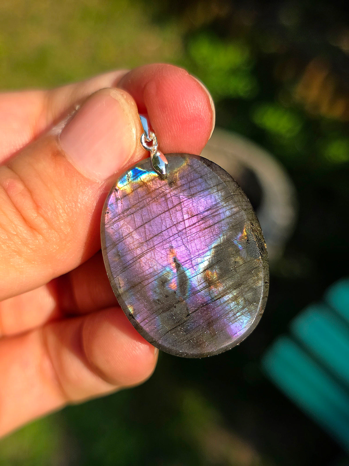 Sublime pendentif en Labradorite dite de type Spectrolite