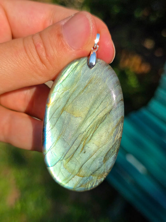 Pendentif en Labradorite verte