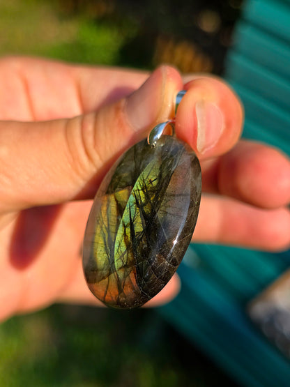 Pendentif en Labradorite verte