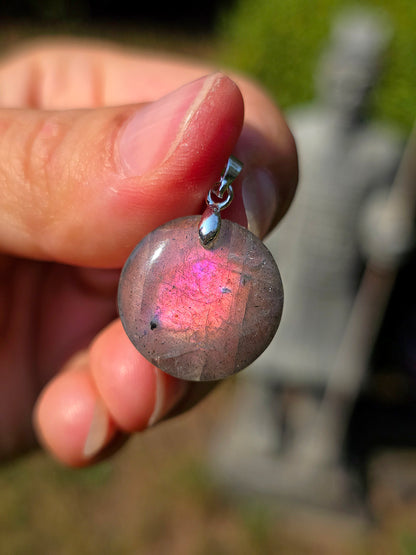 Petit pendentif Labradorite violette