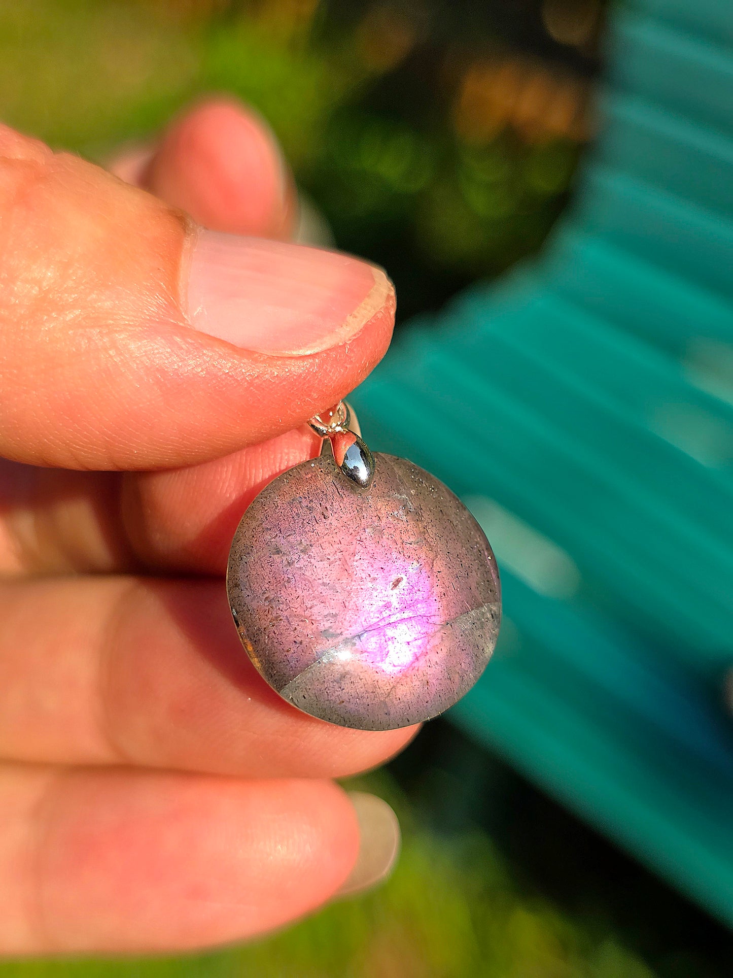 Petit pendentif Labradorite violette