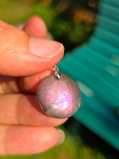 Petit pendentif Labradorite violette