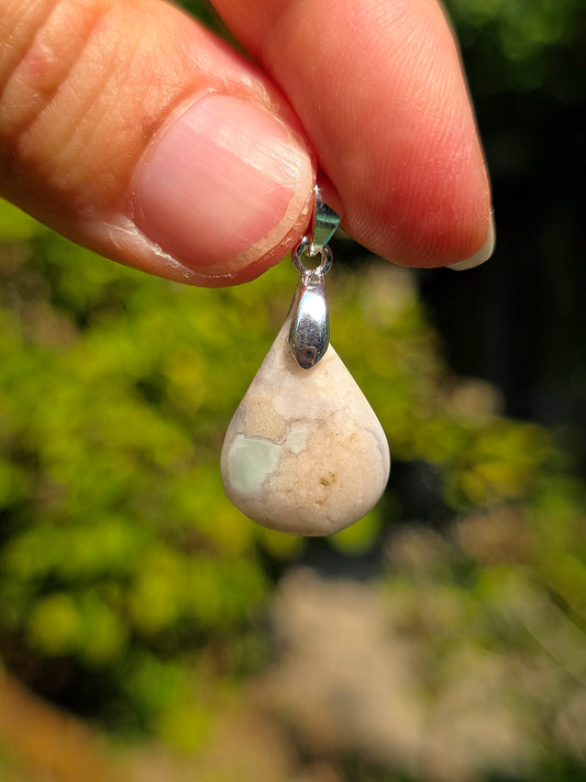 Pendentif en Agate fleurs de cerisier
