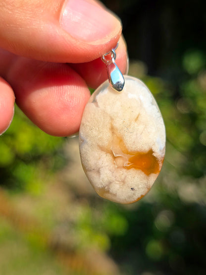 Pendentif en Agate fleurs de cerisier
