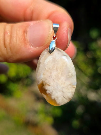 Pendentif en Agate fleurs et cornaline