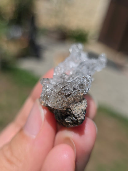 Opale Hyalite brute sur gangue
