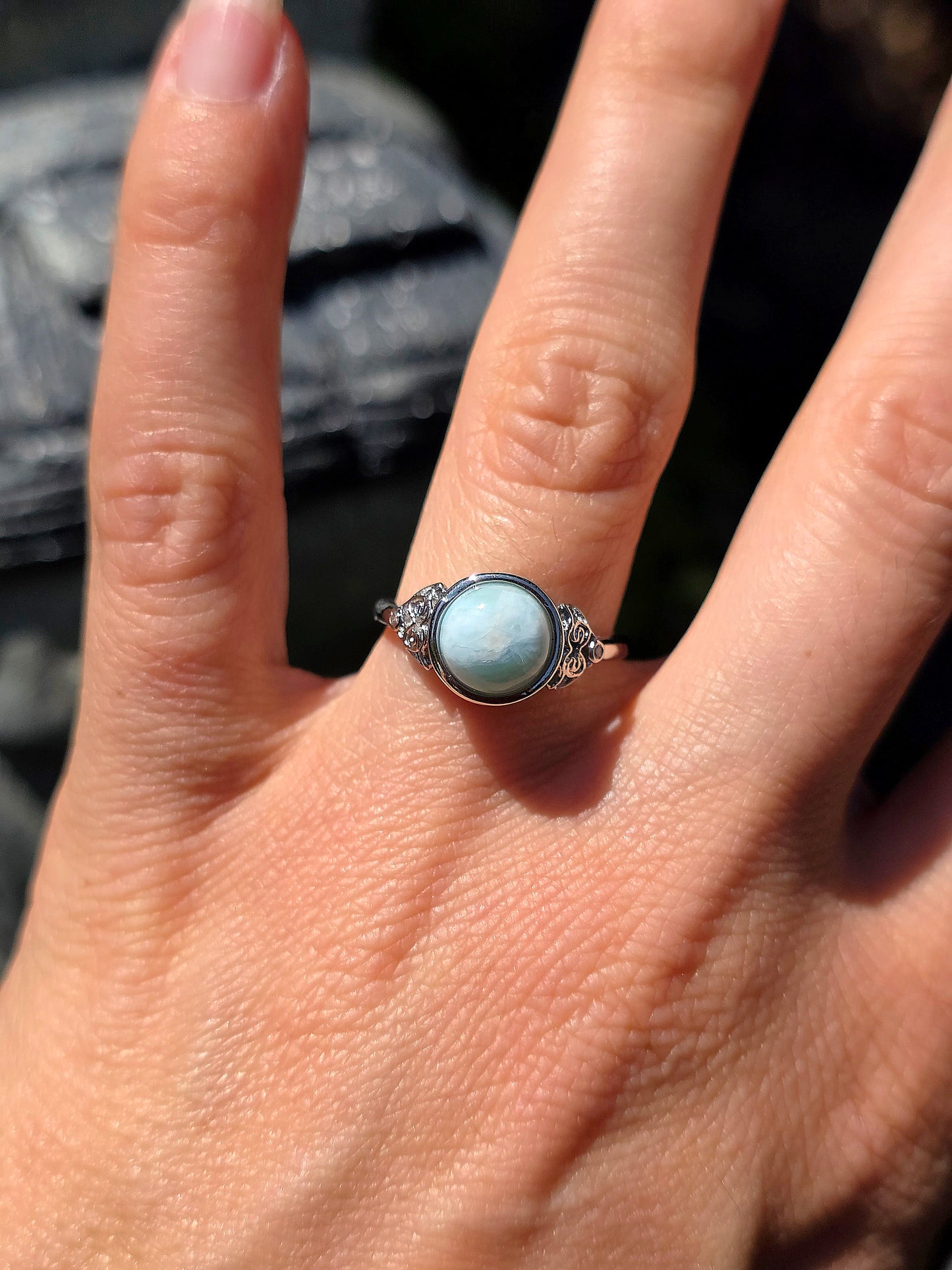 Jolie bague en Larimar naturel