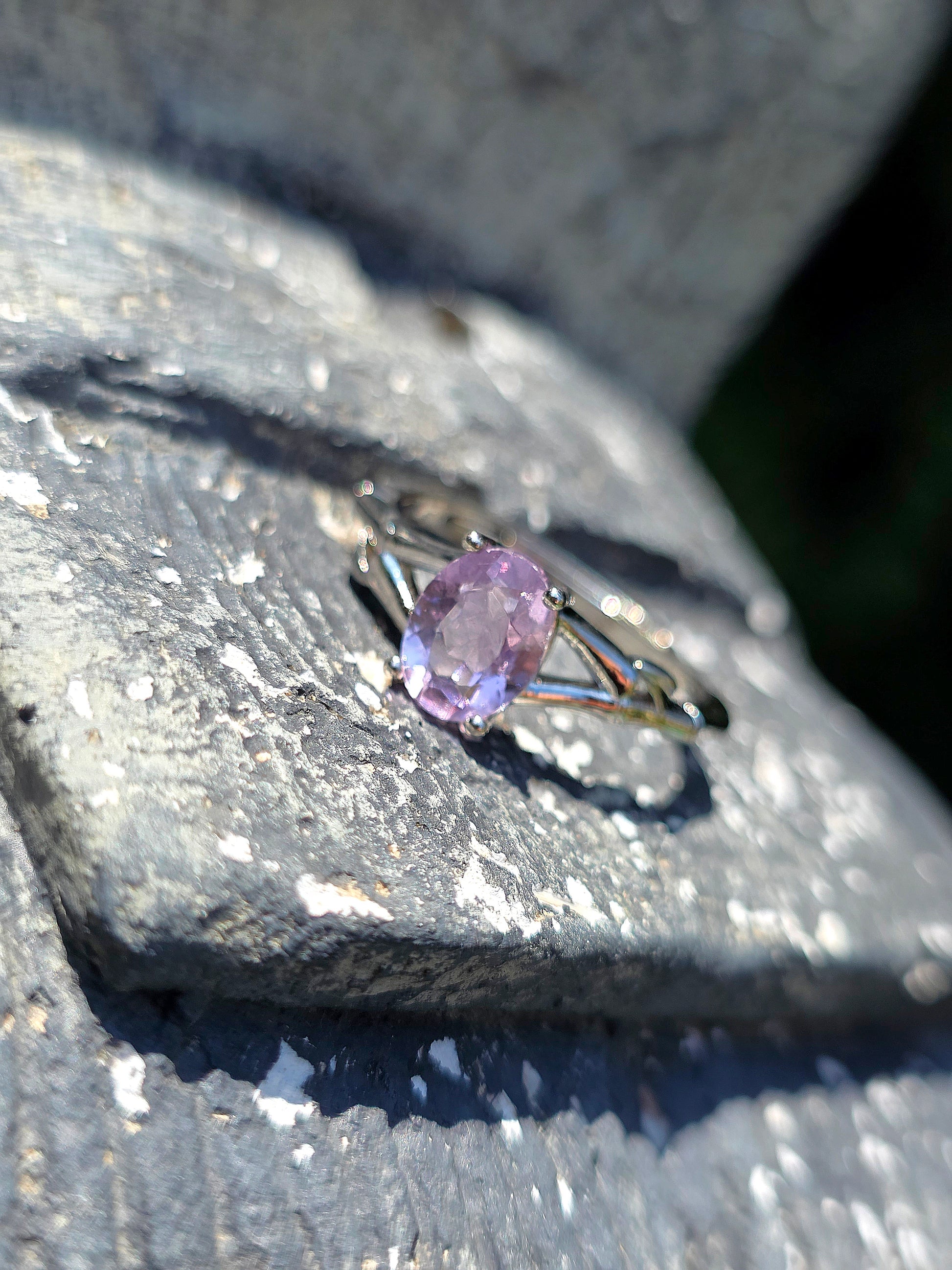 Jolie bague en Améthyste du Brésil