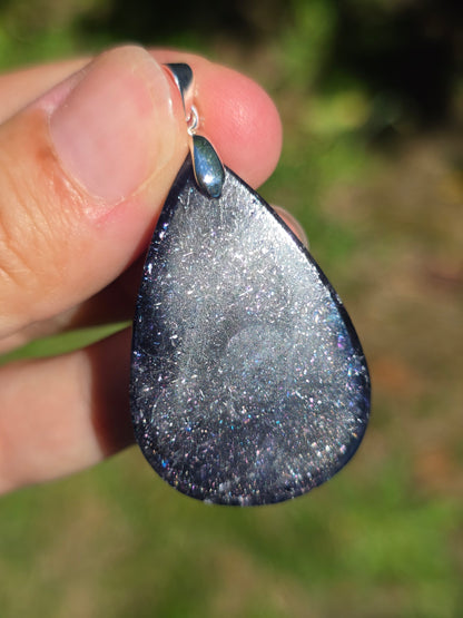 pendentif en Iolite Bloodshot